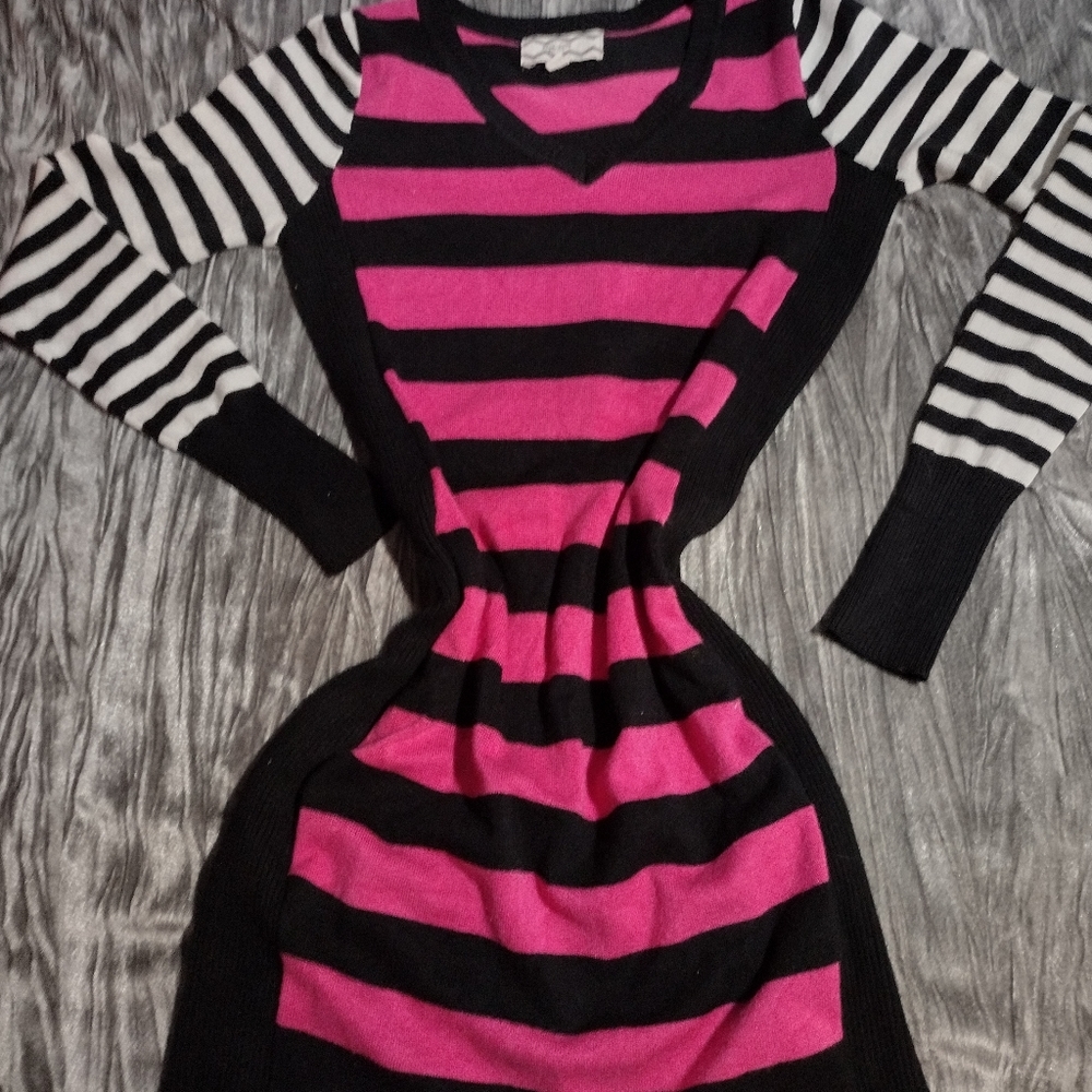 Pink rose size small striped sweater